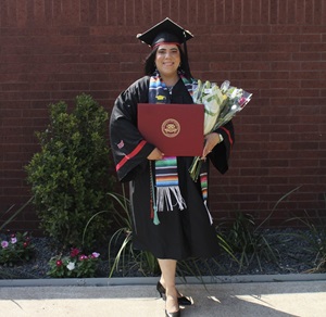 Michelle Vasquez graduating from UHV