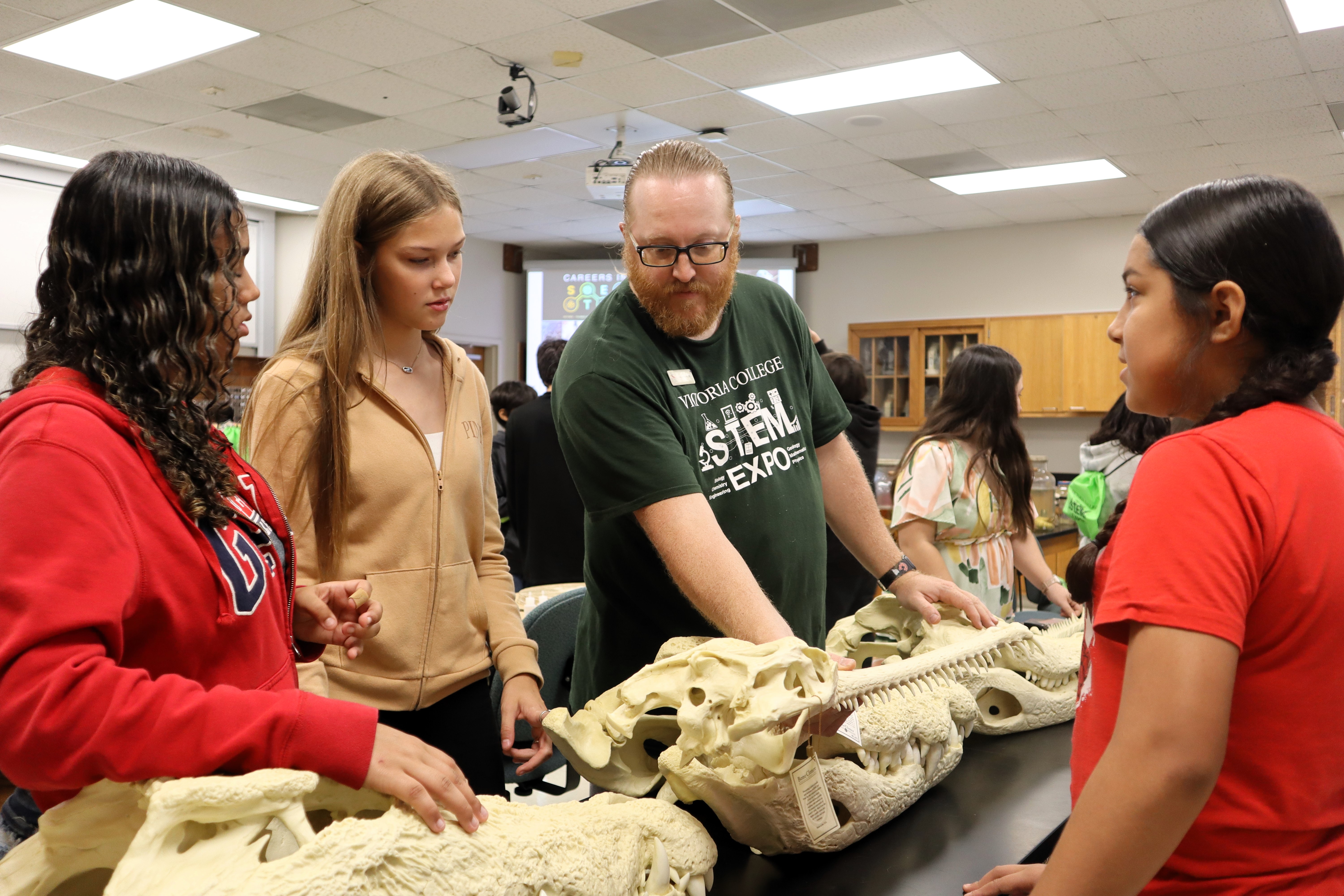 VISD students observe fossils